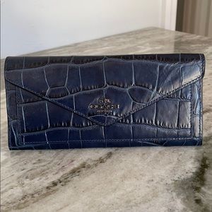 NWT Coach Soft Wallet in Embossed Croc